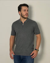 Polo em Tricot com Zíper