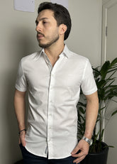 Camisa Slim Fit De Mangas Curtas Em Oxford Responsável