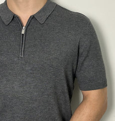 Polo em Tricot com Zíper