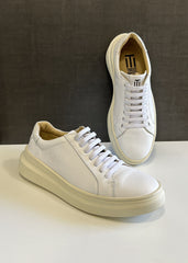 Tênis Casual em Couro Branco
